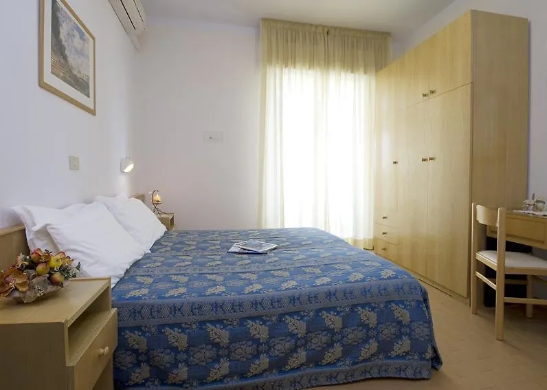 ריצ'יונה Hotel Nives